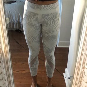 RARE Lululemon Leggings Size 8!!!